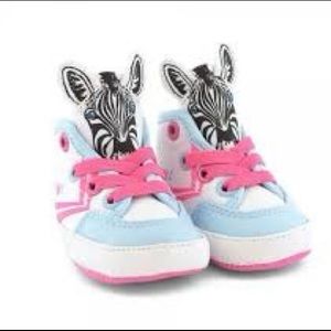 Feiyue zebra baby sneakers